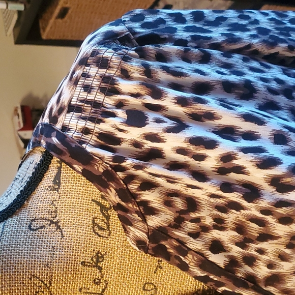 Croft & Barrow leopard print blouse. Size 2X - Picture 6 of 13